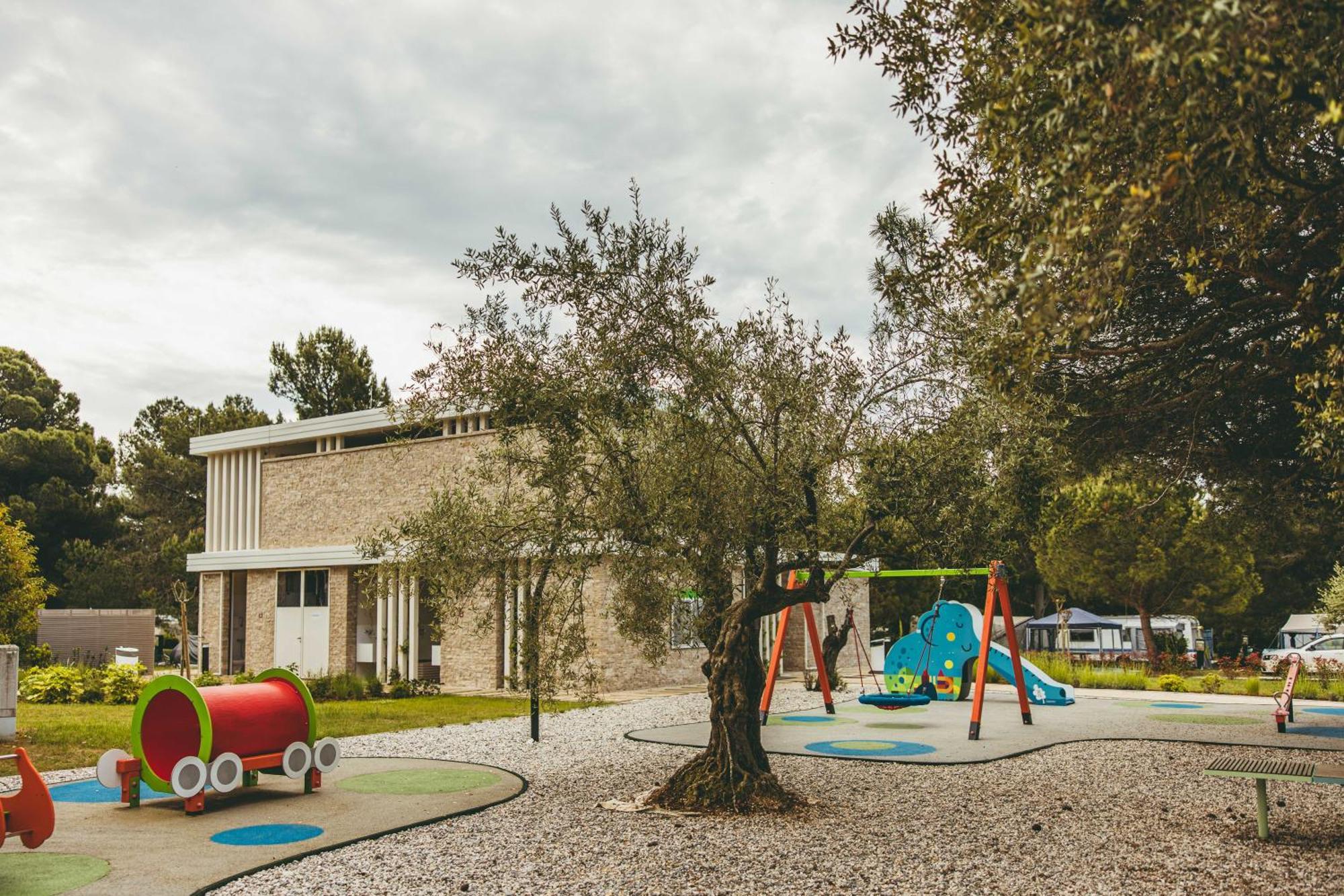Maistra Camping Koversada Uncovered Naturist Pitches Vrsar Buitenkant foto